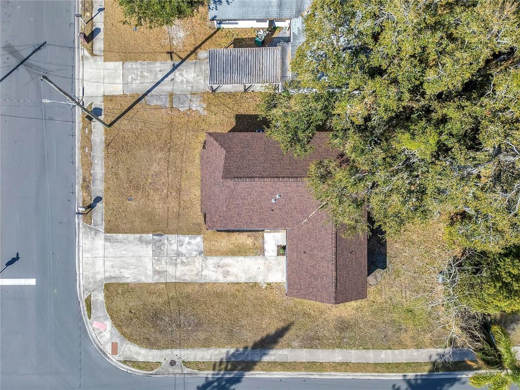 Image 38 of property listing at 1499 WILTON AVENUE, Orlando, FL 32805