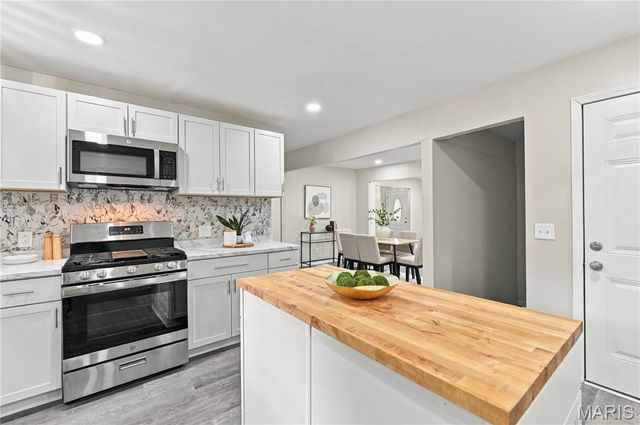 4454 Remus Drive, St Louis, MO 63033