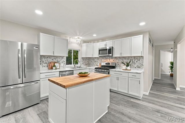 4454 Remus Drive, St Louis, MO 63033