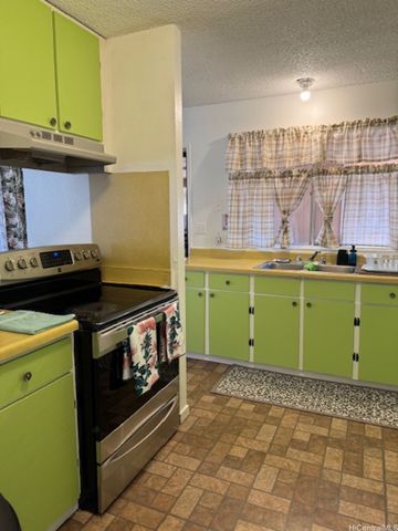 89-1153 Naniahiahi Place, Waianae, HI 96792