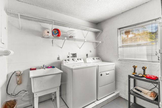 6281 Dusenburg Road, Delray Beach, FL 33484