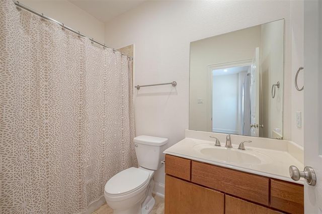 1701 Summer Street, Houston, TX 77007