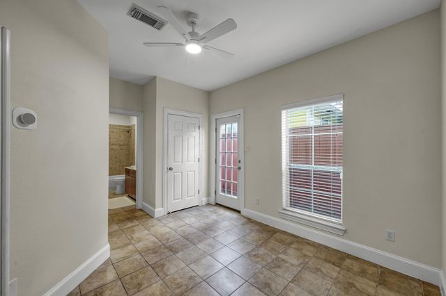 1701 Summer Street, Houston, TX 77007