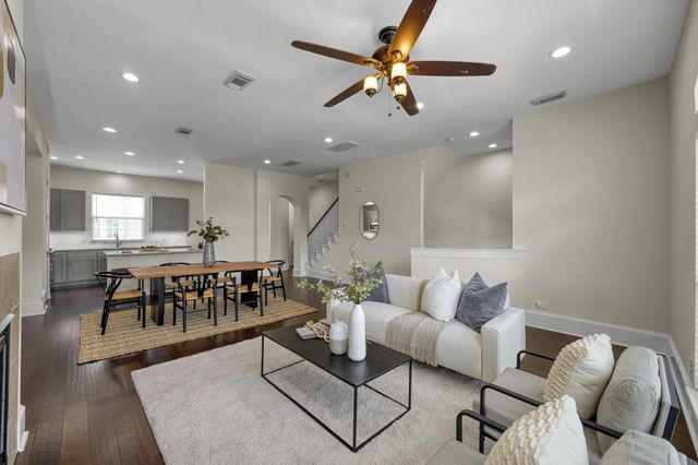 1701 Summer Street, Houston, TX 77007