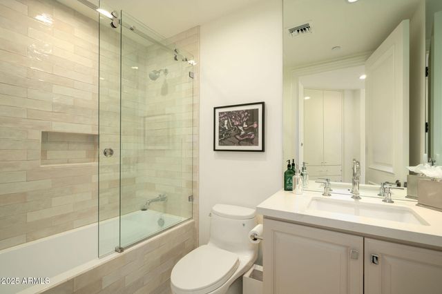 7175 E CAMELBACK Road 301, Scottsdale, AZ 85251