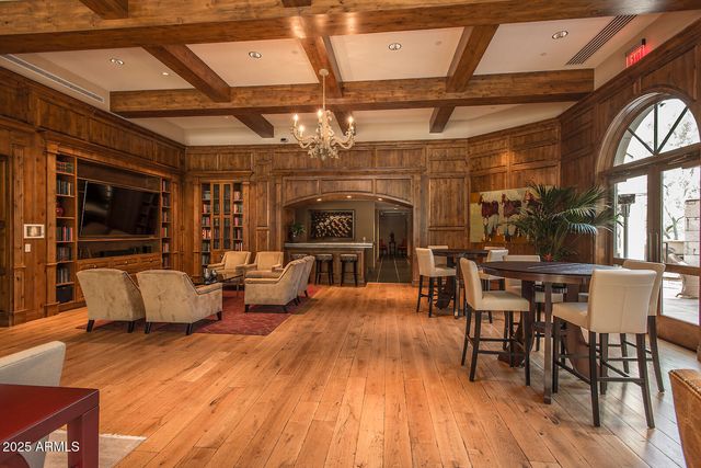 7175 E CAMELBACK Road 301, Scottsdale, AZ 85251