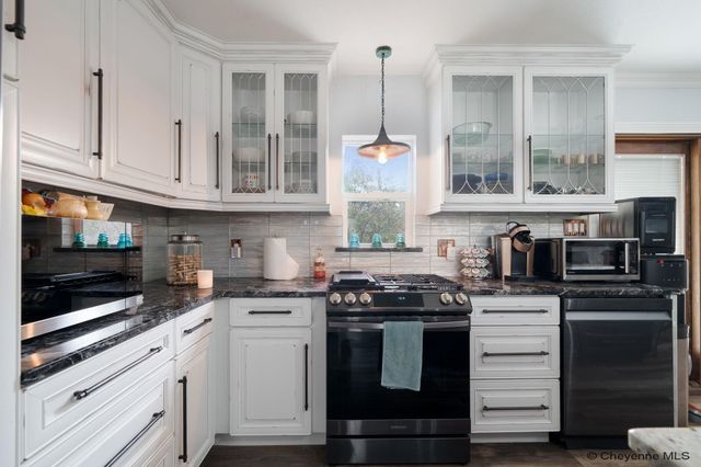 723 NEW BEDFORD DR, Cheyenne, WY 82009