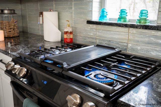 723 NEW BEDFORD DR, Cheyenne, WY 82009