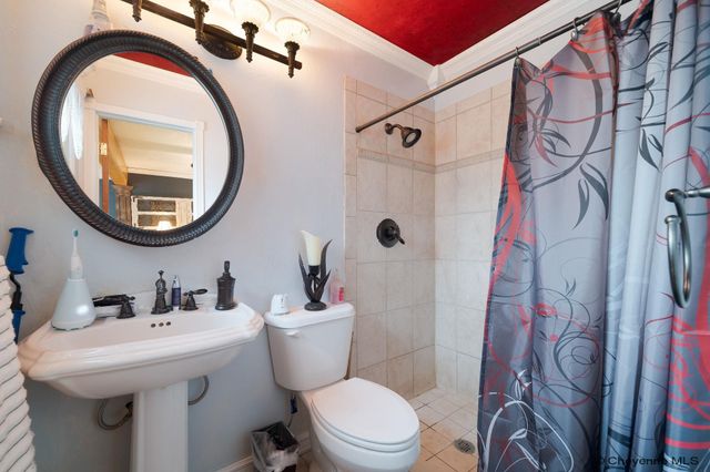 723 NEW BEDFORD DR, Cheyenne, WY 82009