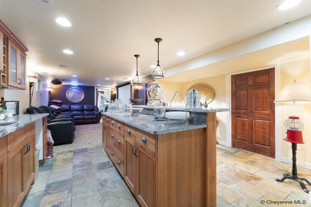 723 NEW BEDFORD DR, Cheyenne, WY 82009