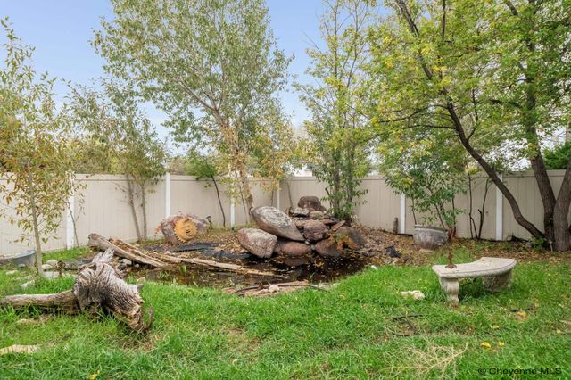 723 NEW BEDFORD DR, Cheyenne, WY 82009