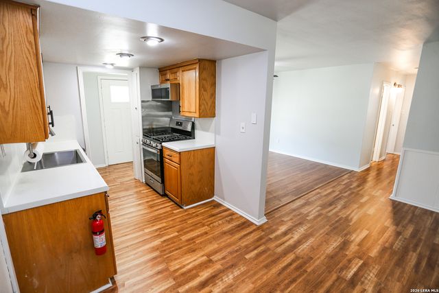 1106 CERRO ALTO DR, San Antonio, TX 78213