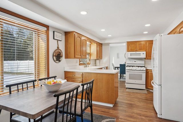 8836 35th AVENUE, Kenosha, WI 53142