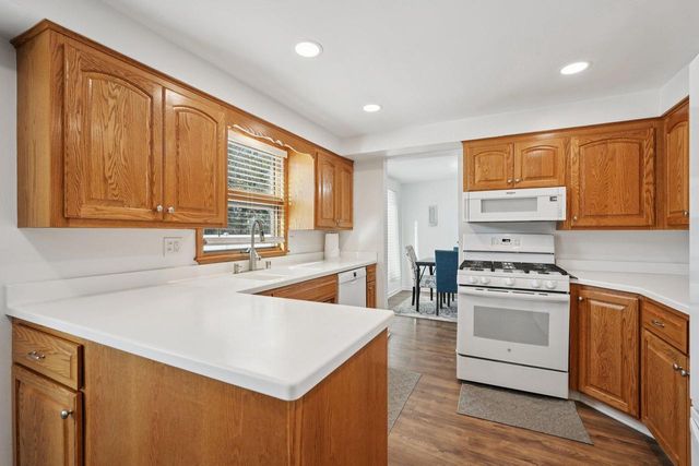 8836 35th AVENUE, Kenosha, WI 53142