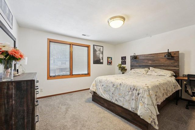 8836 35th AVENUE, Kenosha, WI 53142