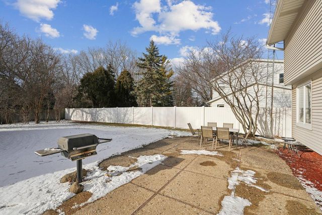 8836 35th AVENUE, Kenosha, WI 53142