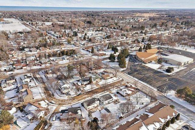 8836 35th AVENUE, Kenosha, WI 53142