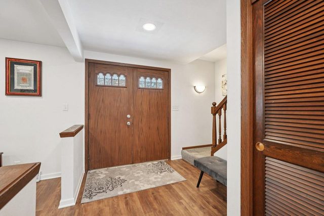 8836 35th AVENUE, Kenosha, WI 53142