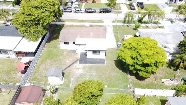 19721 SW 114th Pl, Miami, FL 33157