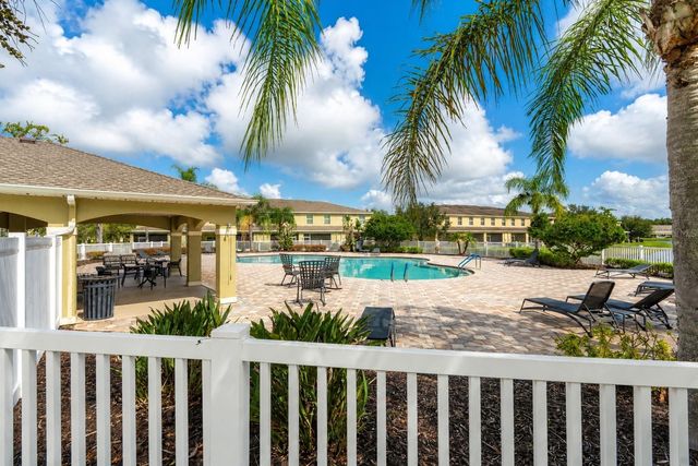8543 TRAIL WIND DRIVE, Tampa, FL 33647