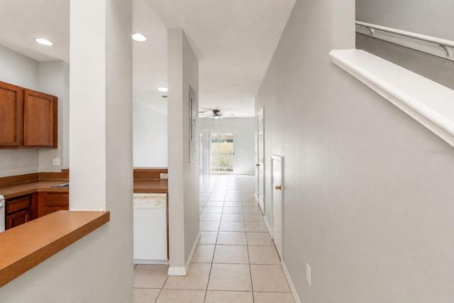 8543 TRAIL WIND DRIVE, Tampa, FL 33647