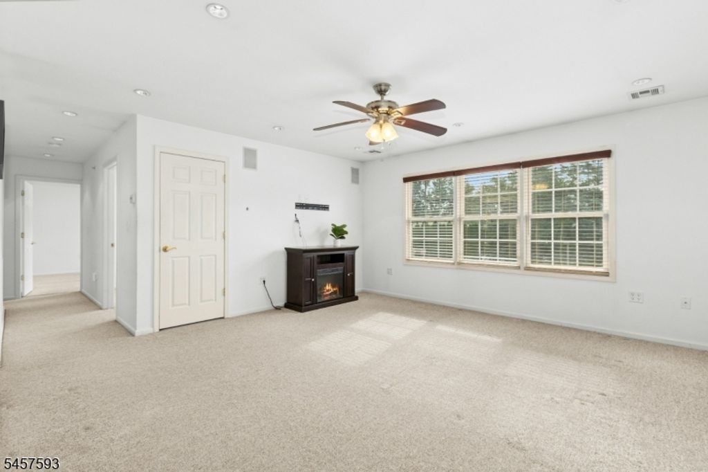 22 CELLAR AVENUE, Clark Twp., NJ 07066 — photo 4