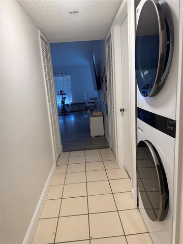 1808 HAMMOCK PINE BOULEVARD 1808, Clearwater, FL 33761