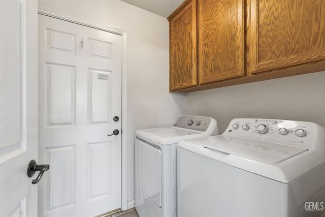 317 Calle Lechuga, Bakersfield, CA 93314