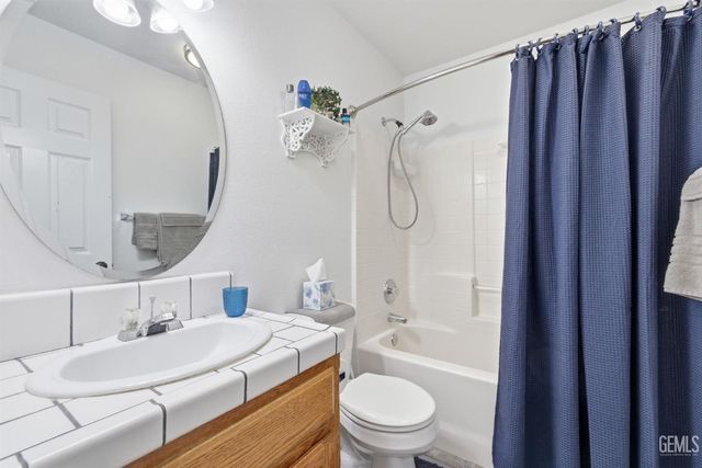 317 Calle Lechuga, Bakersfield, CA 93314