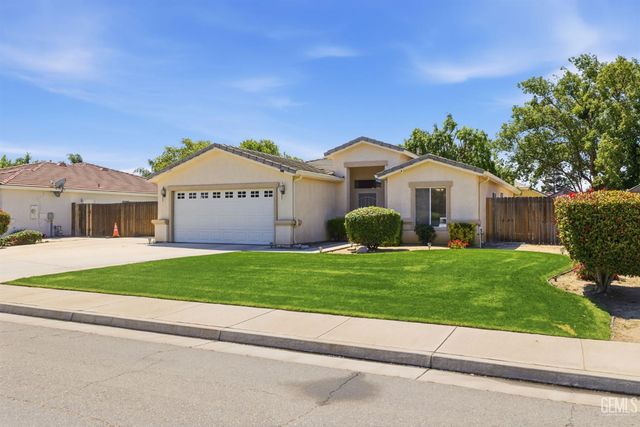 317 Calle Lechuga, Bakersfield, CA 93314