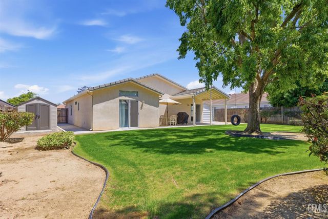 317 Calle Lechuga, Bakersfield, CA 93314