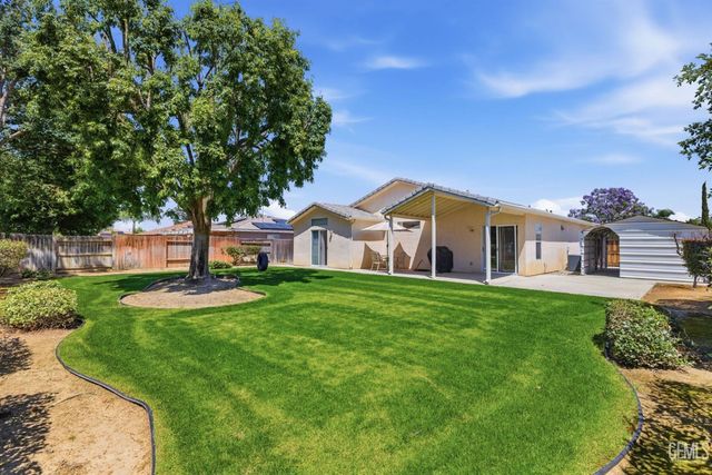 317 Calle Lechuga, Bakersfield, CA 93314
