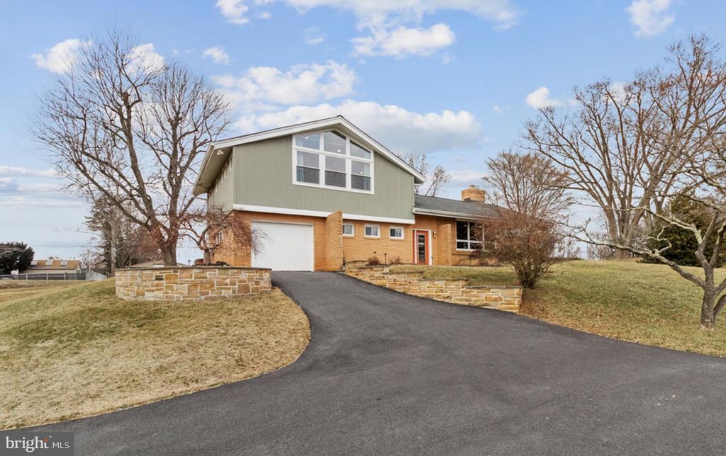2414 STANWICK RD, Phoenix, MD 21131