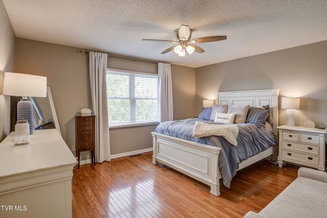 400 Sunset Drive Apt J45, Johnson City, TN 37604