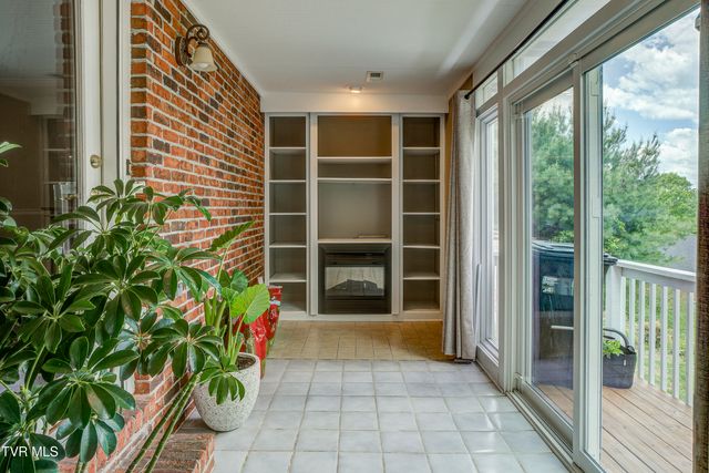 400 Sunset Drive Apt J45, Johnson City, TN 37604