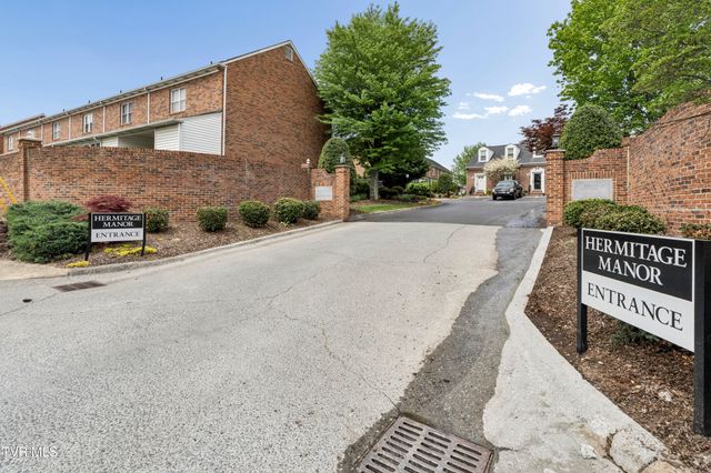 400 Sunset Drive Apt J45, Johnson City, TN 37604