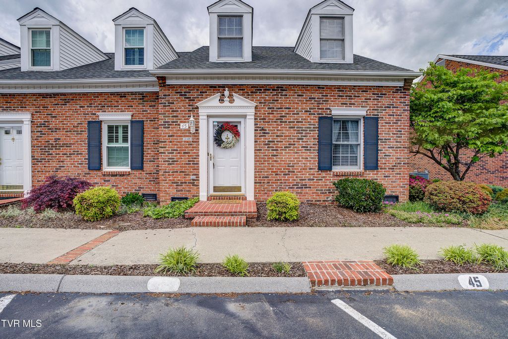 400 Sunset Drive Apt J45, Johnson City, TN 37604