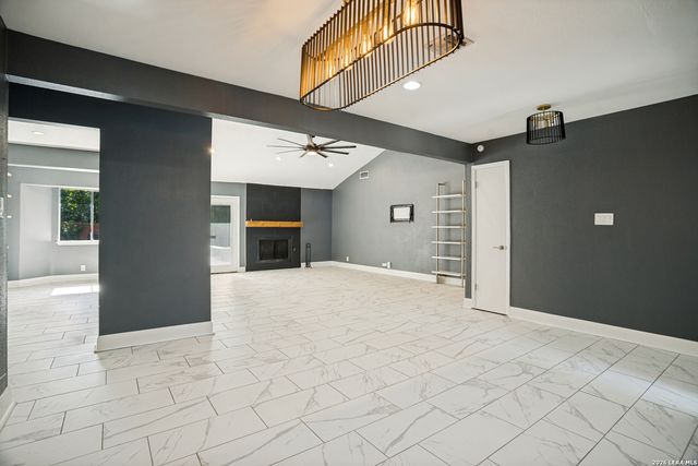 12302 Mapletree, San Antonio, TX 78249