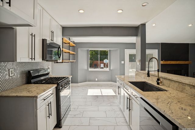 12302 Mapletree, San Antonio, TX 78249
