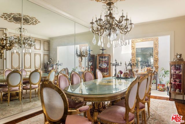 709 N Camden Drive, Beverly Hills, CA 90210