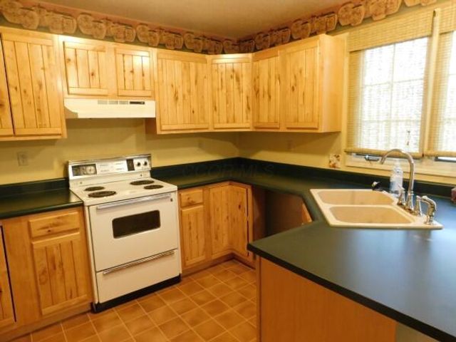 31044 Mays Road, Logan, OH 43138