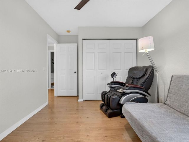 250 Conservation Dr, Weston, FL 33327