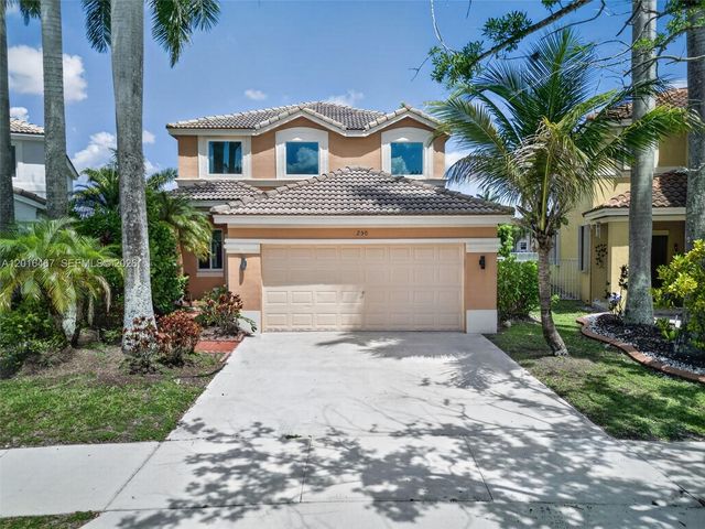250 Conservation Dr, Weston, FL 33327