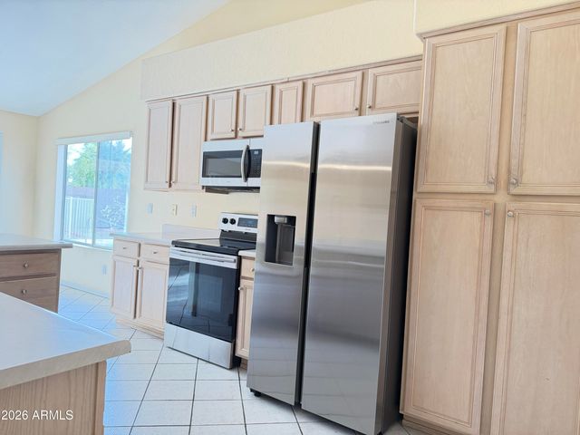 7283 W TINA Lane, Glendale, AZ 85310