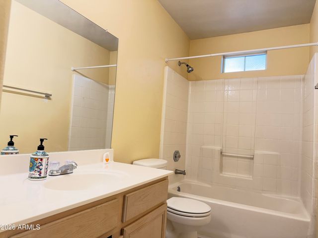 7283 W TINA Lane, Glendale, AZ 85310
