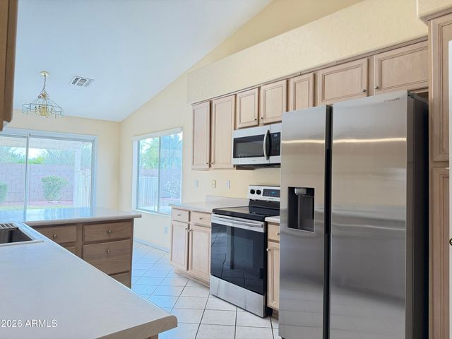 7283 W TINA Lane, Glendale, AZ 85310