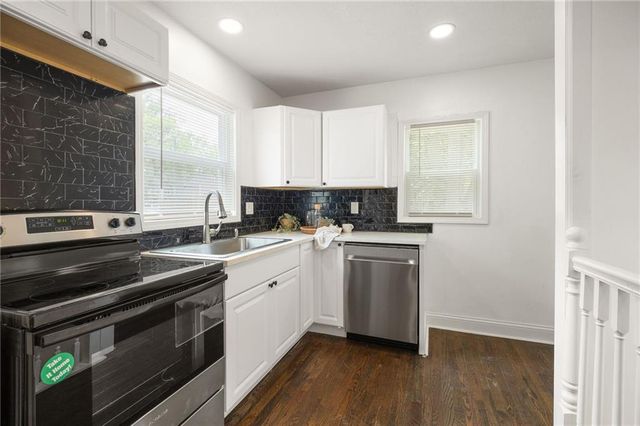 6821 BELLEFONTAINE Avenue, Kansas City, MO 64132