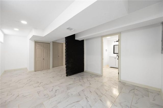 6821 BELLEFONTAINE Avenue, Kansas City, MO 64132