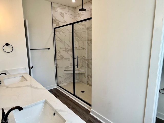 711 Flatrock LN, Chesapeake, VA 23320