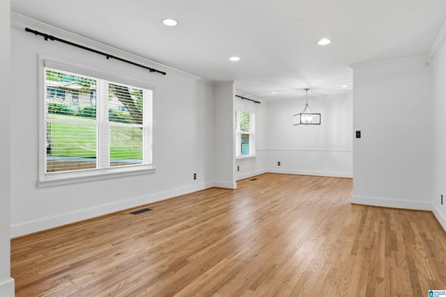 1604 MOUNTAIN GAP CIRCLE, Homewood, AL 35226